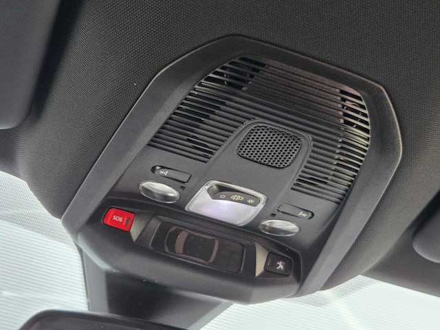 Peugeot - 3008 - 1.2 puretech gt line - 2018 - tl-138-n - personenauto - afbeelding 23 van  36