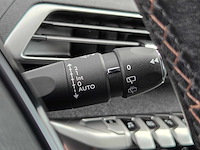 Peugeot - 3008 - 1.2 puretech gt line - 2018 - tl-138-n - personenauto - afbeelding 14 van  34