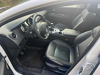 Peugeot - 3008 - 1.6 , 05-rbg-4 - afbeelding 13 van  27