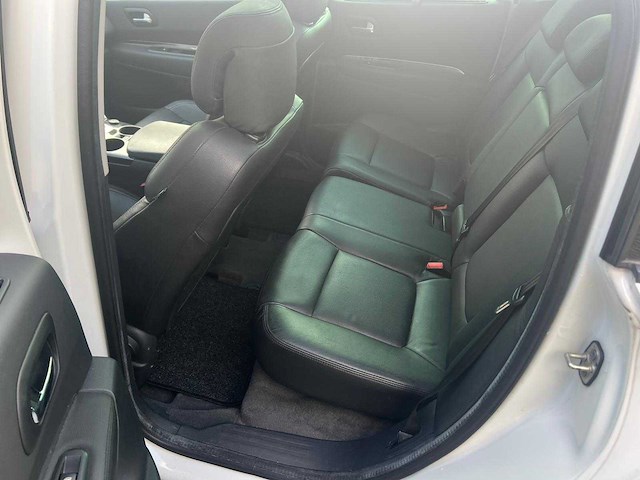Peugeot - 3008 - 1.6 , 05-rbg-4 - afbeelding 26 van  27