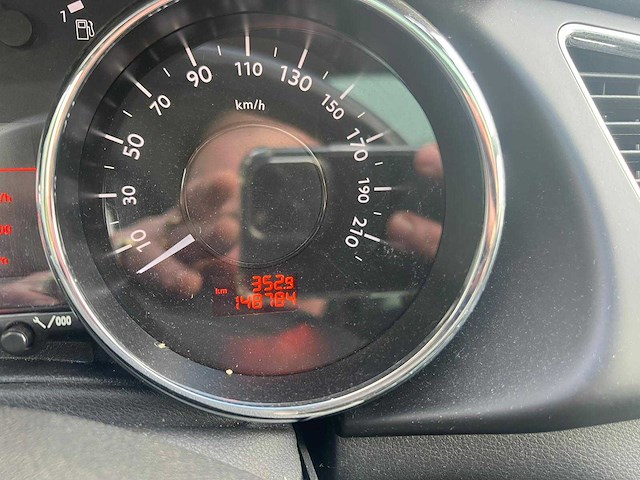 Peugeot - 3008 - 1.6 , 05-rbg-4 - afbeelding 4 van  27