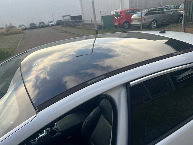 Peugeot - 3008 - 1.6 , 05-rbg-4 - afbeelding 15 van  27