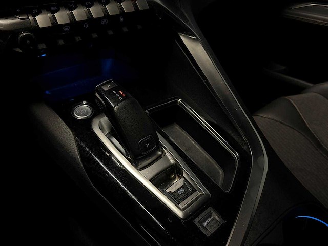 Peugeot - 3008 - 1.6 e-thp gt line - car - 2018|sh-846-f|iaw - afbeelding 23 van  26