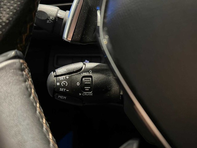 Peugeot - 3008 - 1.6 e-thp gt line - car - 2018|sh-846-f|iaw - afbeelding 25 van  26