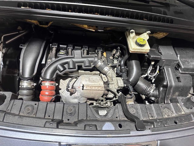 Peugeot - 3008 - 1.6 thp active - 86-tjr-6 - afbeelding 11 van  19