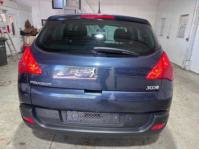 Peugeot - 3008 - 1.6 thp active automaat- (voorheen 40-zvj-8)- 2013 - afbeelding 12 van  16