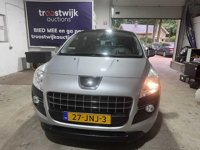 Peugeot - 3008 - 1.6 thp première - 27-jnj-3- 2009 - afbeelding 14 van  17
