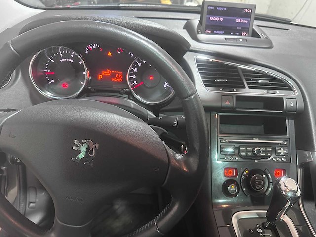 Peugeot - 3008 - 1.6 thp st automaat- 18-nxp-3- 2011 - afbeelding 14 van  15