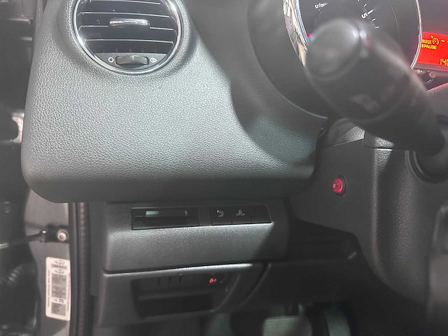 Peugeot - 3008 - 1.6 thp st automaat- 18-nxp-3- 2011 - afbeelding 11 van  21
