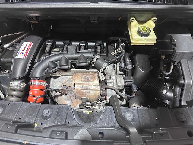 Peugeot - 3008 - 1.6 thp st automaat-04-pjs-1 2011 - afbeelding 4 van  7
