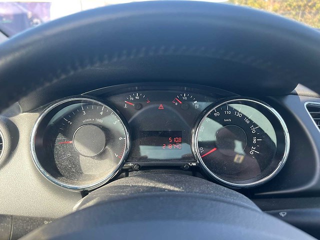 Peugeot - 3008 - 1.6 turbo, 49-rht-8 - afbeelding 19 van  19