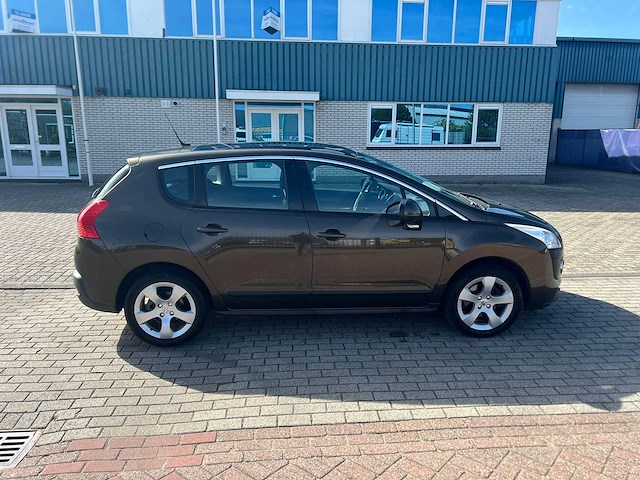 Peugeot - 3008 - 1.6 turbo, 49-rht-8 - afbeelding 18 van  20