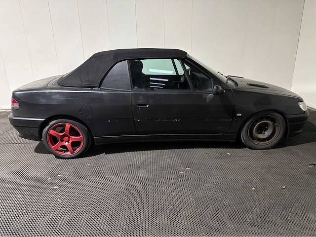 Peugeot - 306 - cabriolet - personenauto - 2001 - afbeelding 23 van  27