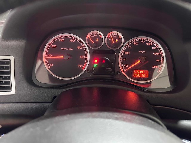 Peugeot - 307 - 1.6-16v xs - 37-nv-kv - afbeelding 2 van  16