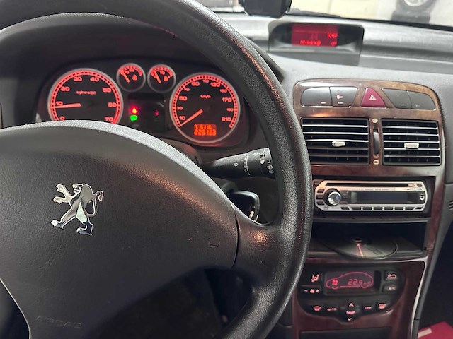 Peugeot - 307 - 1.6-16v xt - 46-hp-vx - afbeelding 16 van  17