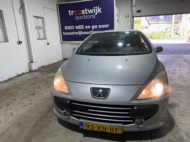 Peugeot - 307 cc - 2.0-16v - 93-xn-rf- 2007 - afbeelding 13 van  16