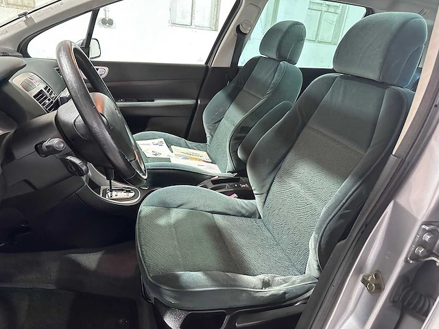Peugeot - 307 sw - 1.6 16v pack automaat- 71-ls-rl- 2003 - afbeelding 4 van  17