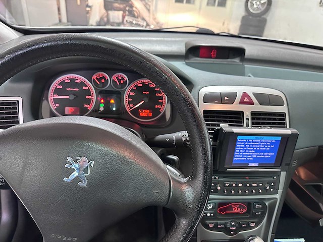 Peugeot - 307 sw - 1.6 16v pack automaat- 71-ls-rl- 2003 - afbeelding 16 van  17