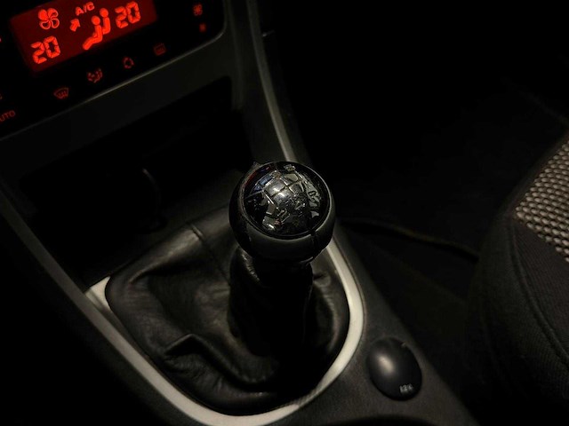 Peugeot - 307 sw - 1.6-16v premium - car - 2007|79-xk-df|iaw - afbeelding 23 van  24