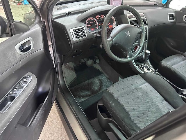Peugeot - 307 sw - 2.0 16v pack - 95-lx-jk- 2003 - afbeelding 18 van  20