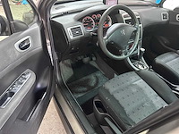 Peugeot - 307 sw - 2.0 16v pack - 95-lx-jk- 2003 - afbeelding 18 van  20