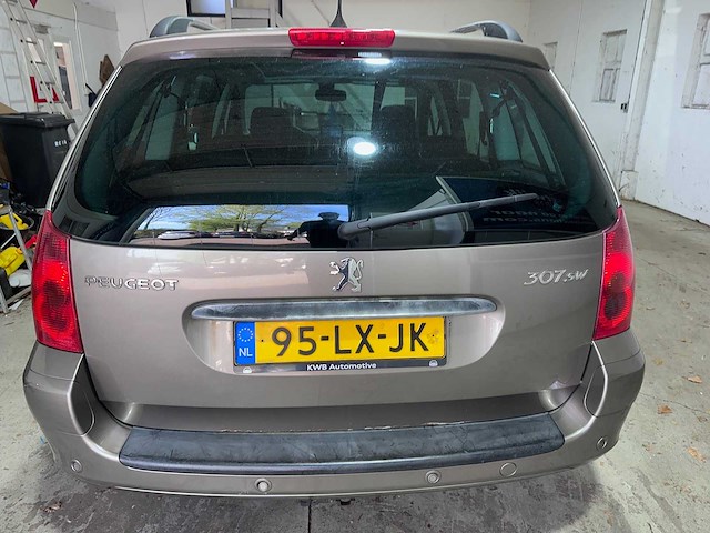 Peugeot - 307 sw - 2.0 16v pack - car - 2003 - afbeelding 9 van  9