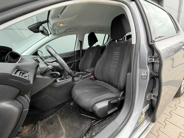 Peugeot - 308 - 1.2 vti active personenauto - 2014 - afbeelding 5 van  28