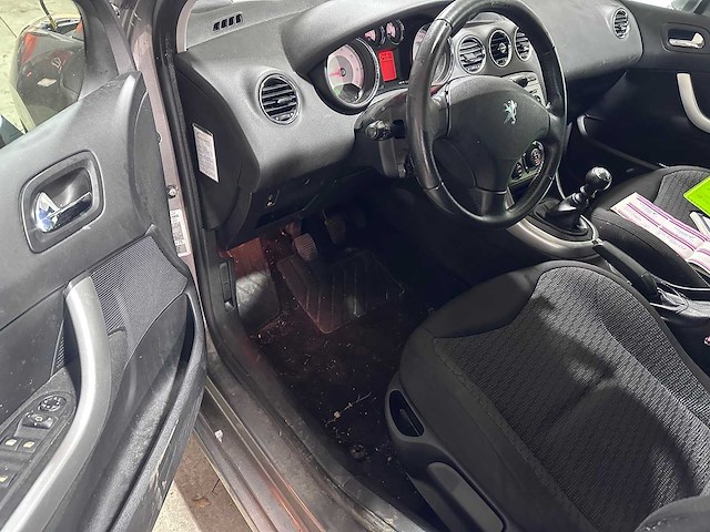 Peugeot - 308 - 1.6 thp xt - 55-nxz-8 - afbeelding 18 van  19