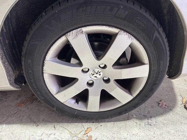 Peugeot - 308 - 1.6 thp xt automaat- 24-zp-hn - afbeelding 10 van  22