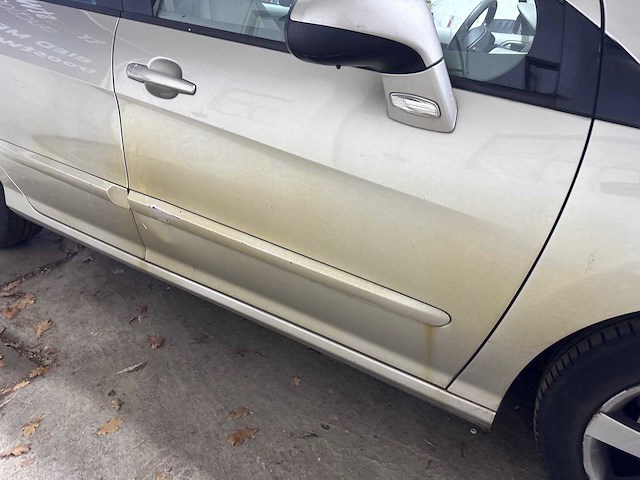 Peugeot - 308 - 1.6 thp xt automaat- 24-zp-hn - afbeelding 15 van  22