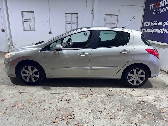 Peugeot - 308 - 1.6 thp xt automaat- 24-zp-hn - afbeelding 12 van  22