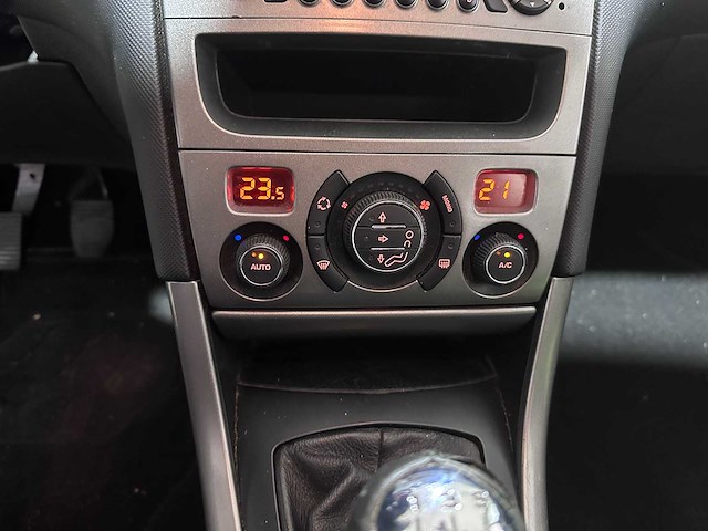 Peugeot - 308 - 1.6 vti xs lpg - 47-ghg-3- 2008 - afbeelding 6 van  18