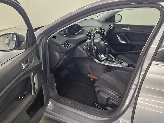 Peugeot - 308 - automaat - 1.2 puret.bl l pr av - car - 2020 - afbeelding 16 van  19