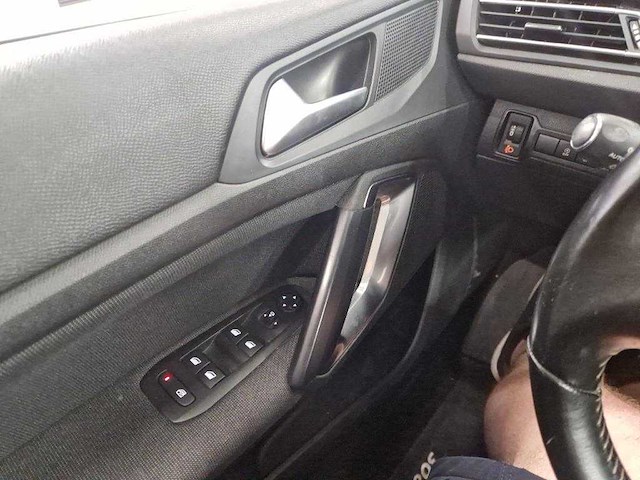 Peugeot - 308 - automaat - 1.2 puret.bl l pr av - car - 2020 - afbeelding 19 van  19