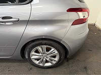 Peugeot - 308 - personenauto - 2013 - afbeelding 17 van  31