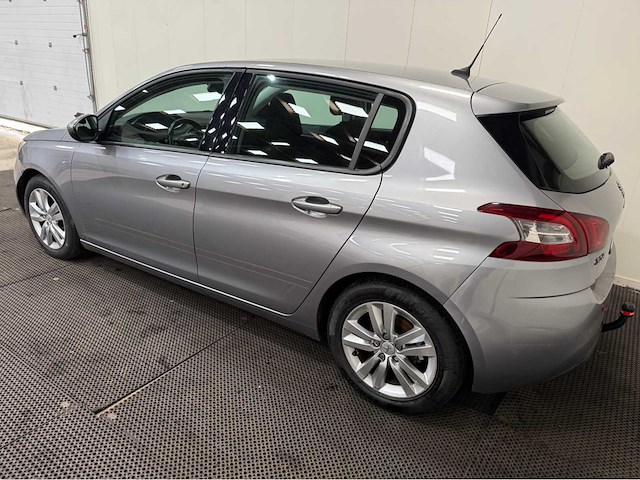 Peugeot - 308 - personenauto - 2013 - afbeelding 23 van  31