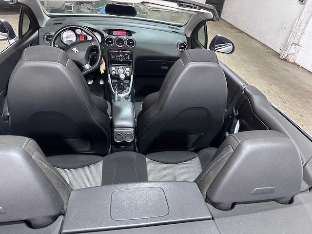 Peugeot - 308 cc - 1.6 thp sport pack - 79-rbk-4- 2010 - afbeelding 16 van  18