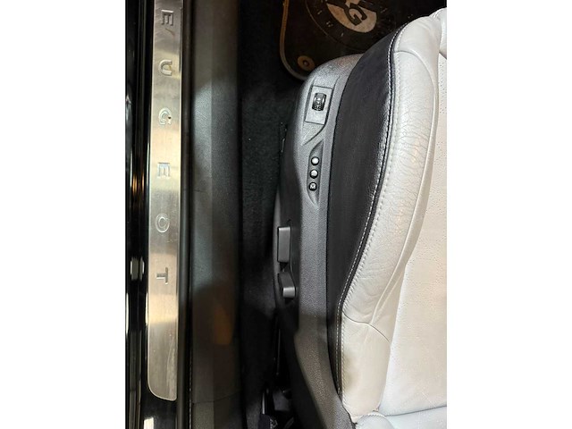 Peugeot - 308 cc - roland garros - personenauto - 2012 - afbeelding 13 van  33