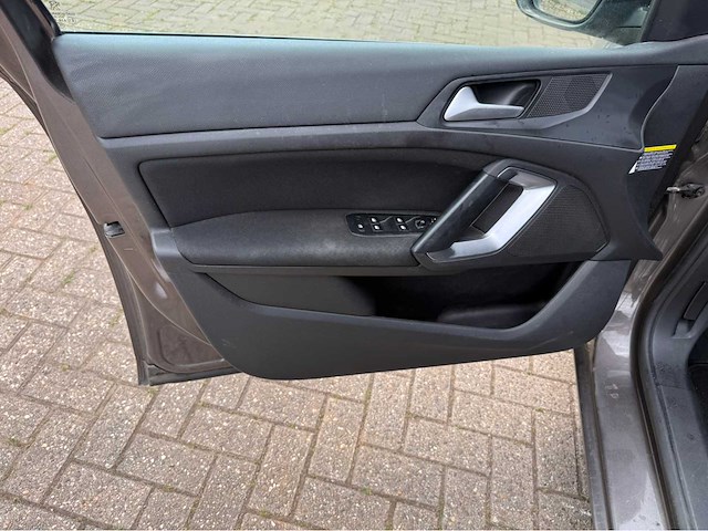 Peugeot - 308 sw - 1.2 e-thp allure - personenauto - 2014 - afbeelding 13 van  25