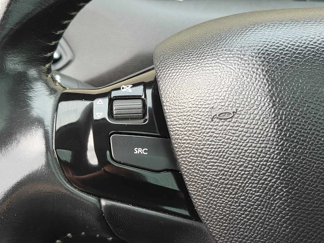 Peugeot - 308 sw - 1.2 e-thp blue l. ex - 2015 - 7-xvj-70 - personenauto - afbeelding 8 van  28