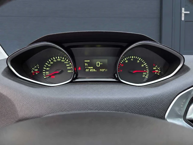 Peugeot - 308 sw - 1.2 e-thp blue l. ex - 2015 - 7-xvj-70 - personenauto - afbeelding 9 van  28