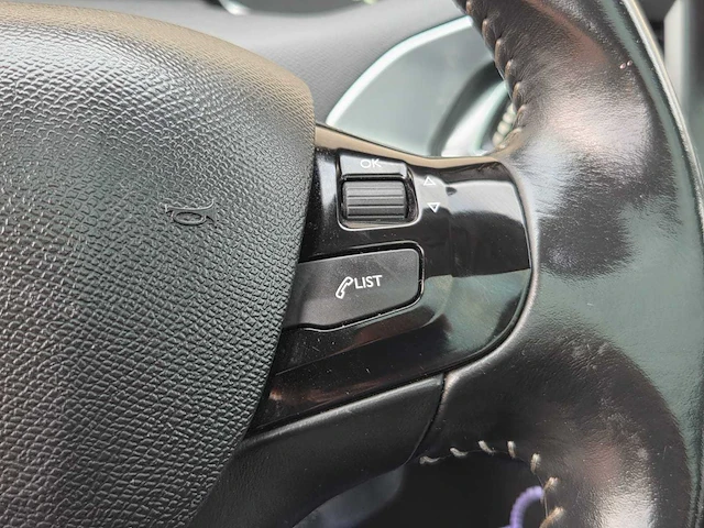 Peugeot - 308 sw - 1.2 e-thp blue l. ex - 2015 - 7-xvj-70 - personenauto - afbeelding 10 van  28