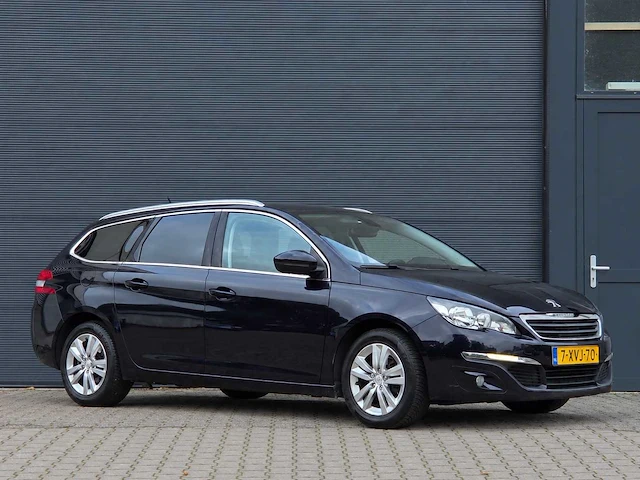 Peugeot - 308 sw - 1.2 e-thp blue l. ex - 2015 - 7-xvj-70 - personenauto - afbeelding 22 van  28