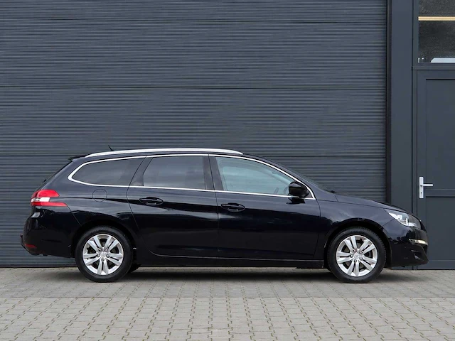 Peugeot - 308 sw - 1.2 e-thp blue l. ex - 2015 - 7-xvj-70 - personenauto - afbeelding 23 van  28