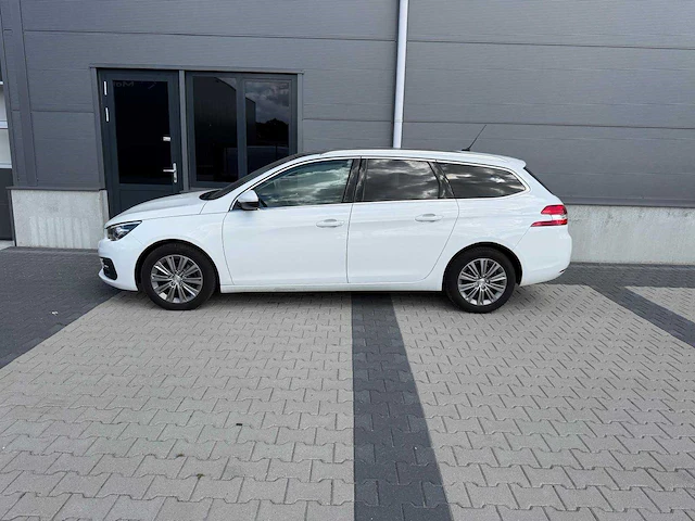 Peugeot - 308 sw - 1.2 puret.blue l. pr - personenauto - 2019 - afbeelding 12 van  25