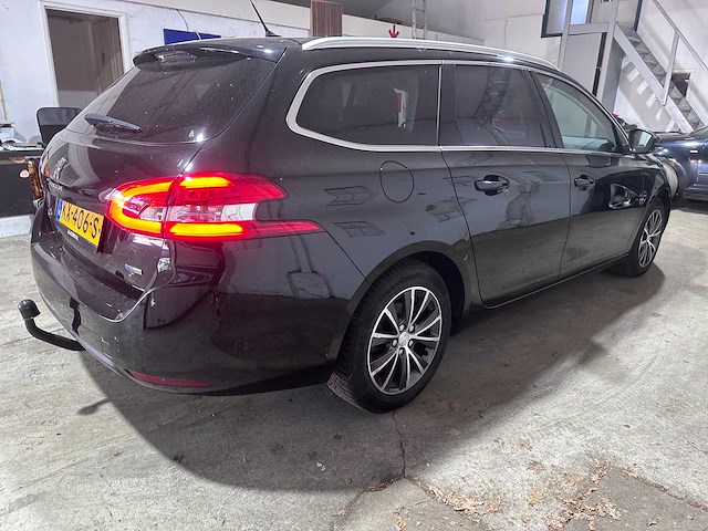 Peugeot - 308 sw - 1.2 puretech allure - kx-406-s - 2017 - afbeelding 14 van  19