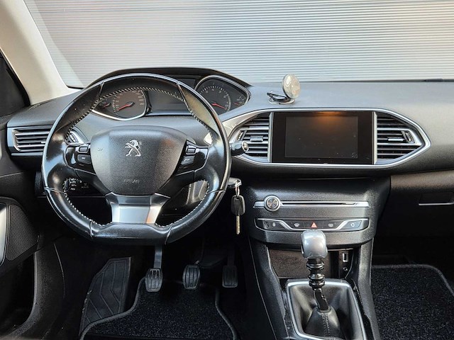 Peugeot - 308 sw - 1.2 puretech style - 2015 - hf-722-f - personenauto - afbeelding 3 van  23