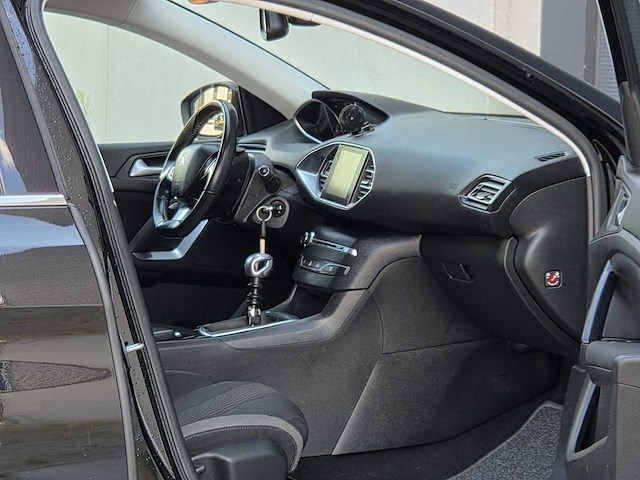 Peugeot - 308 sw - 1.2 puretech style - 2015 - hf-722-f - personenauto - afbeelding 6 van  23