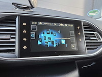 Peugeot - 308 sw - 1.2 puretech style - 2015 - hf-722-f - personenauto - afbeelding 17 van  26