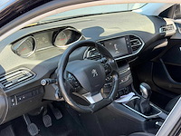Peugeot - 308 sw - 1.2 puretech style - personenauto - 2016 - afbeelding 2 van  24